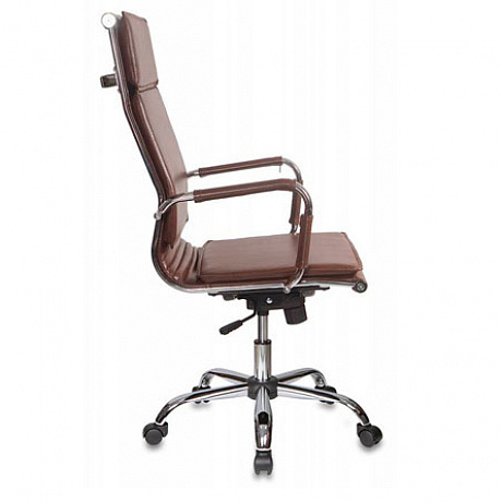 Офисные кресла и стулья. Кресло Скай 993 для руководителя, коричневое.