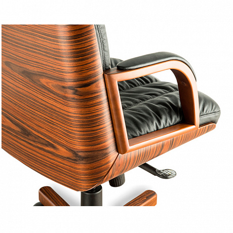 Офисные кресла и стулья. Кресло Бонн D80 для руководителя.