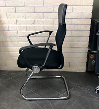 Кресло FX-1139V для посетителя