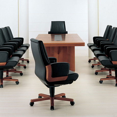 Офисные кресла и стулья. Кресло Dico Wood A для руководителя.